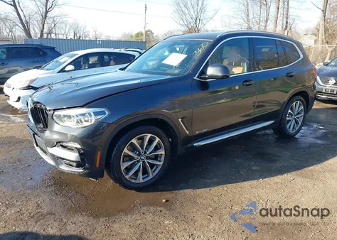 2018 BMW X3 xDrive30I z USA, uszkodzony, nr VIN 5UXTR9C59JLD60979
